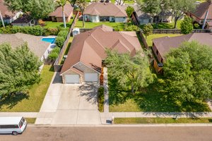 2107 E 25th St, Mission, TX 78574, USA Photo 17