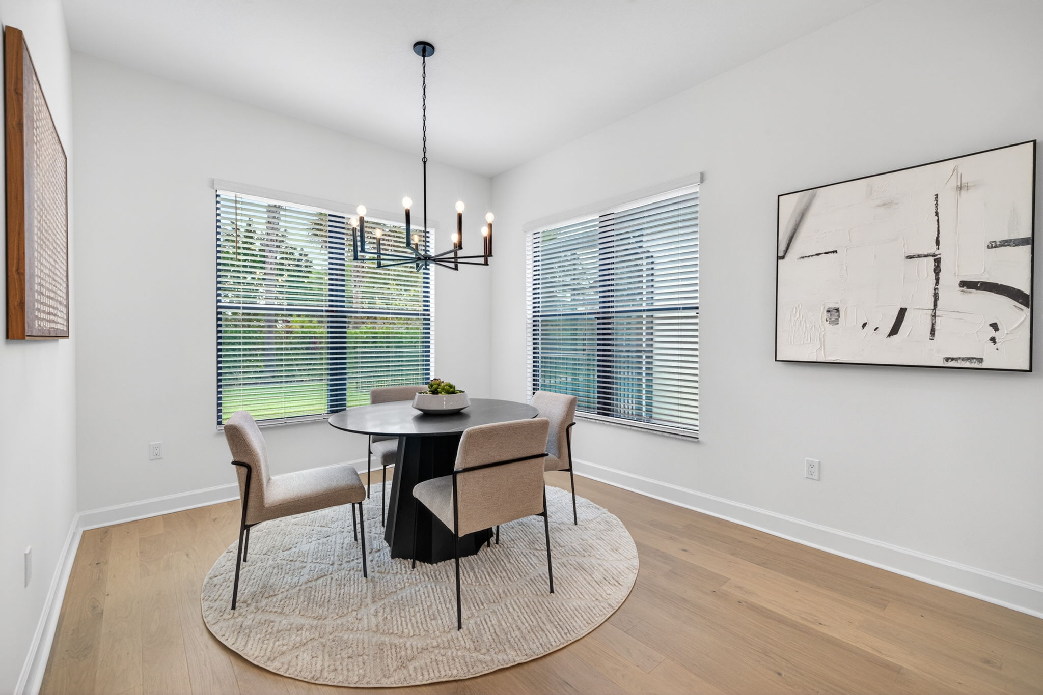 Breakfast Nook 1 of 2