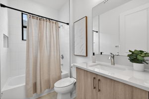 Guest Bathroom 3