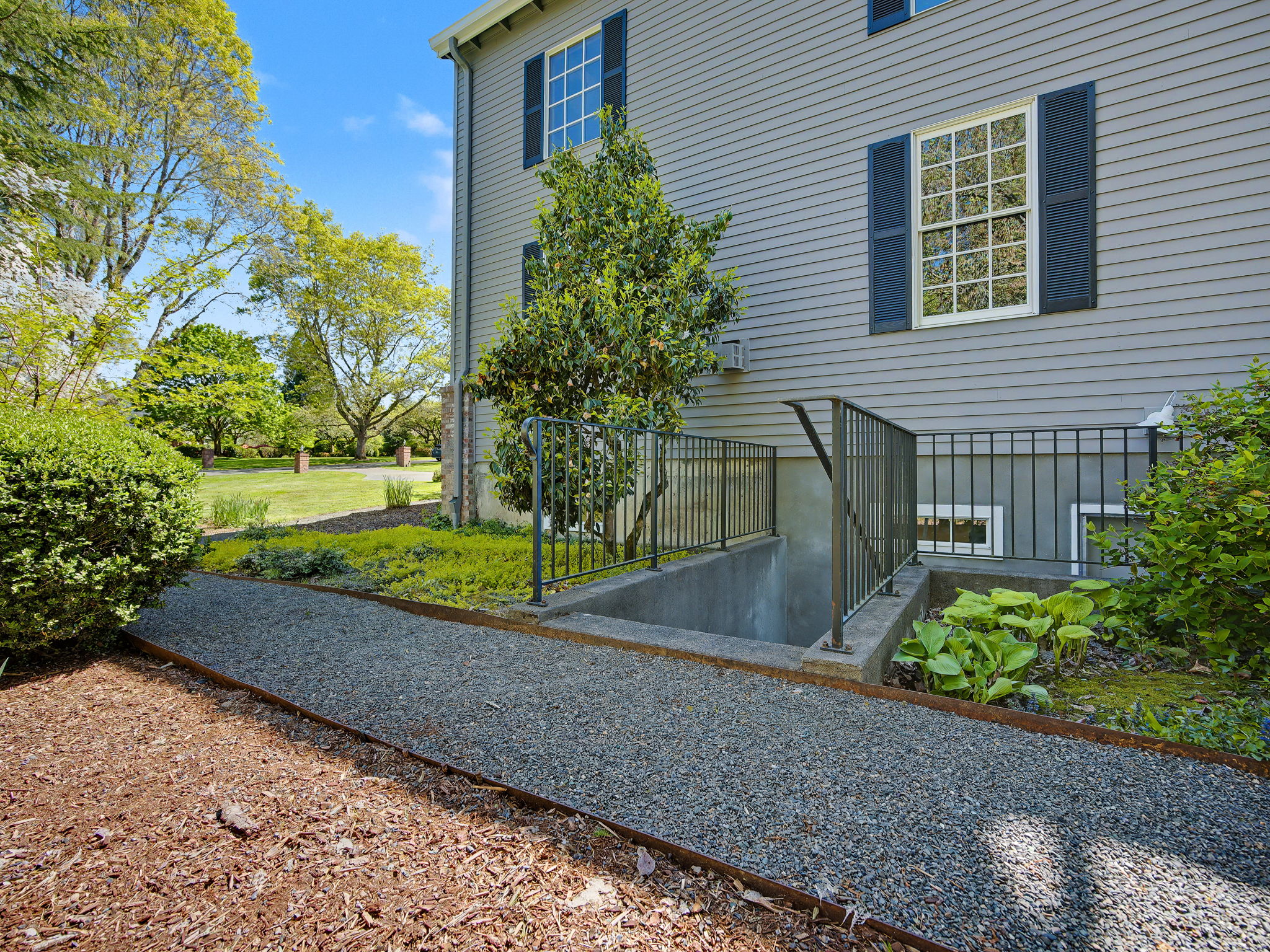 Exterior W Side to Private Office - Lower floor