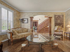 Formal Living room - Main floor