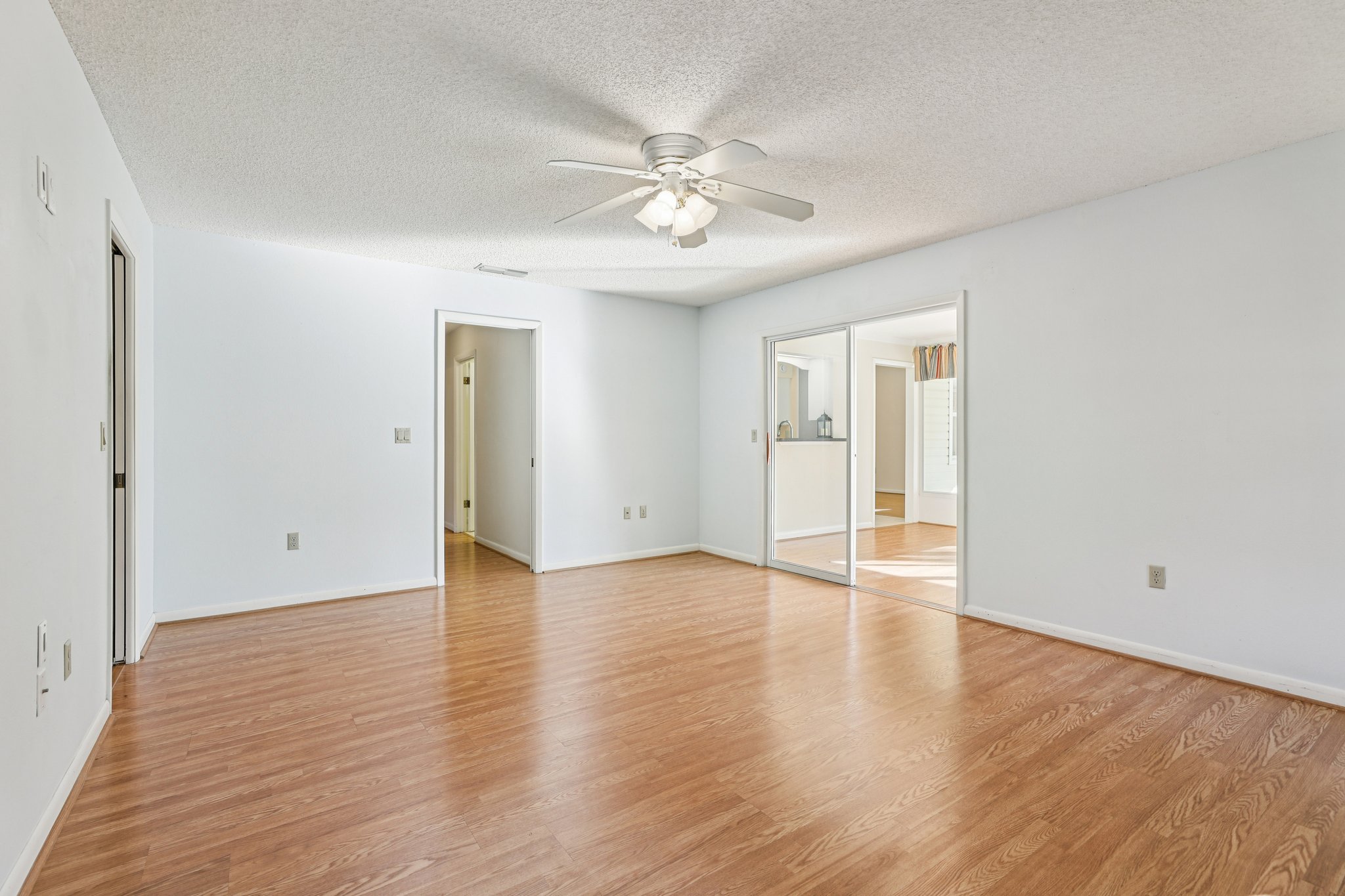 Greenlaw Ct-S1002-021.jpg