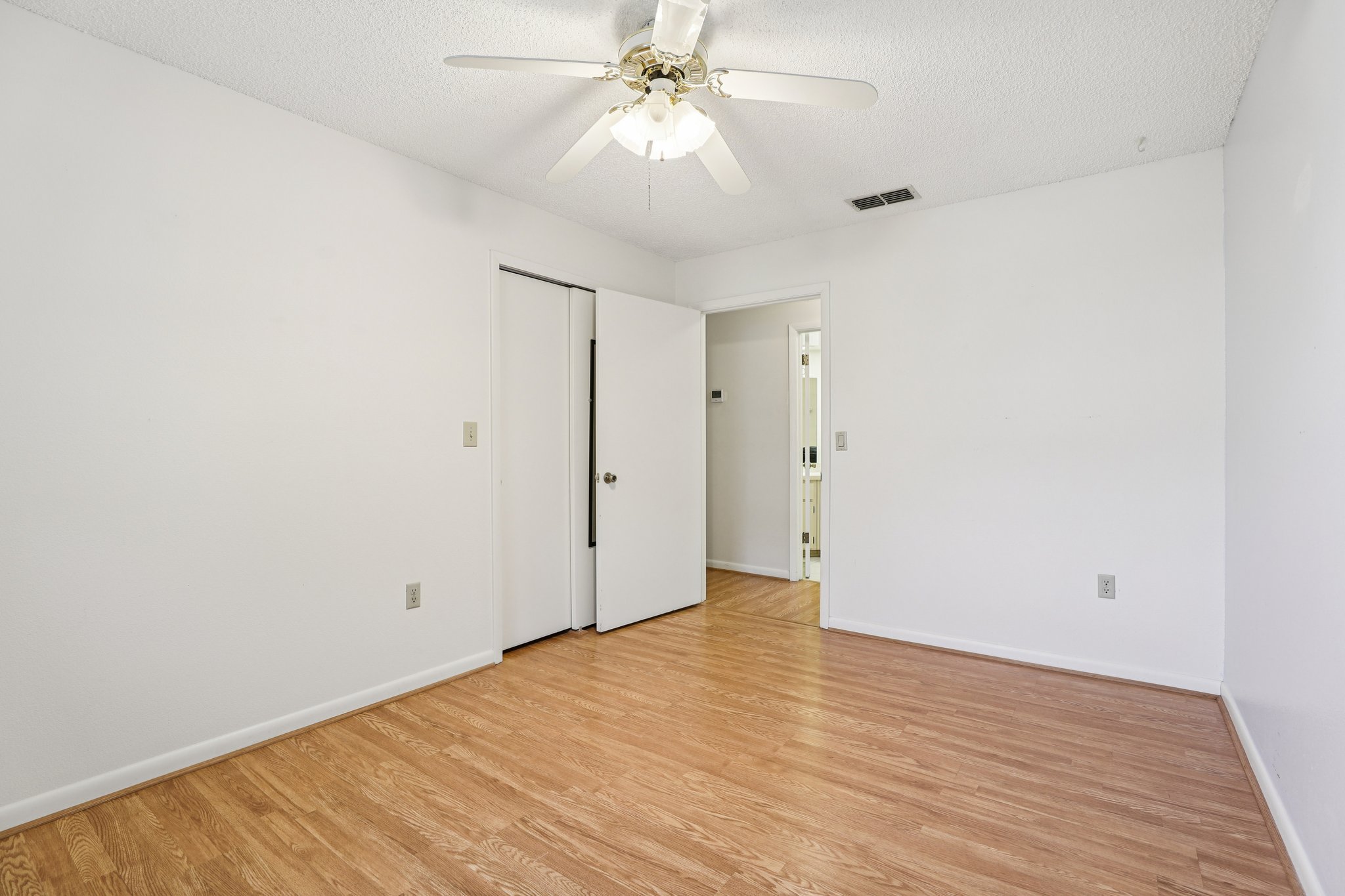 Greenlaw Ct-S1002-027.jpg