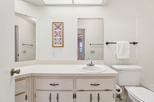 Greenlaw Ct-S1002-028.jpg