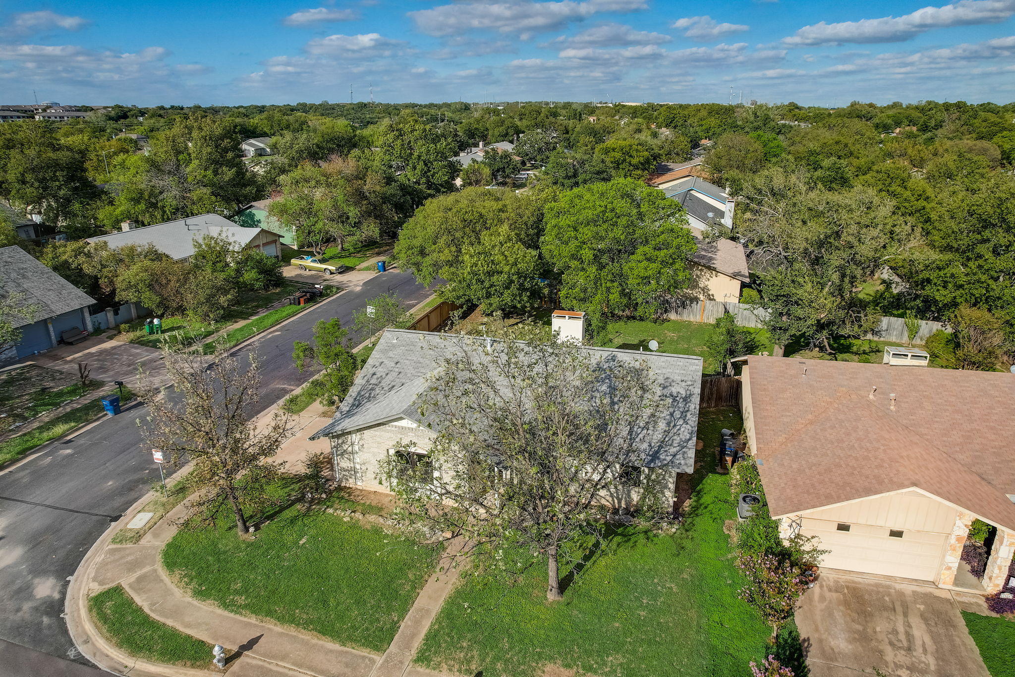 Singletree Ave-049