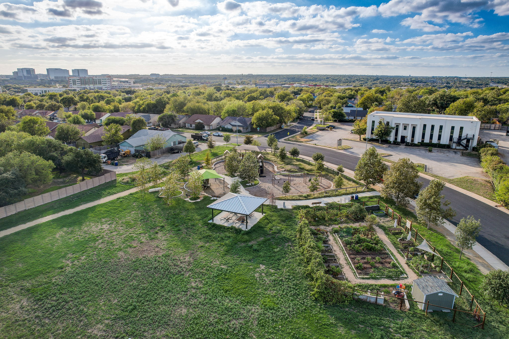 Singletree Ave-057