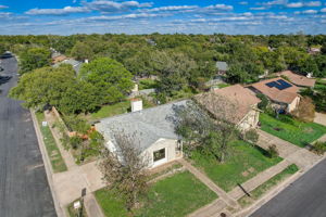 Singletree Ave-051