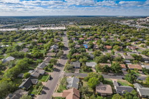 Singletree Ave-055
