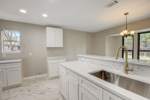 Singletree Ave-017