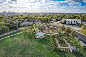 Singletree Ave-057
