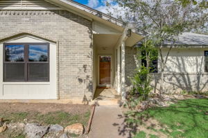 Singletree Ave-005