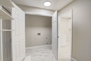 Singletree Ave-019