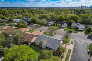 Singletree Ave-045