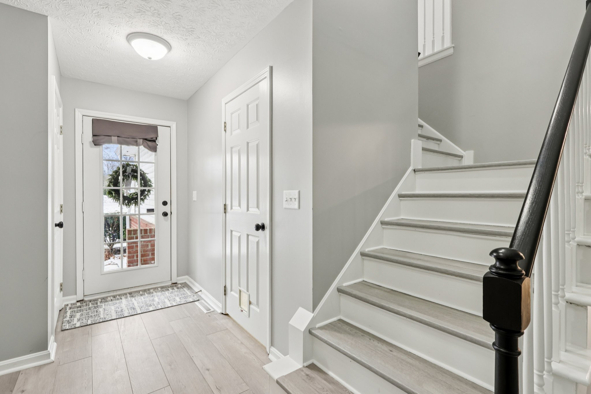 W Reserve Cir-S0701-006.jpg