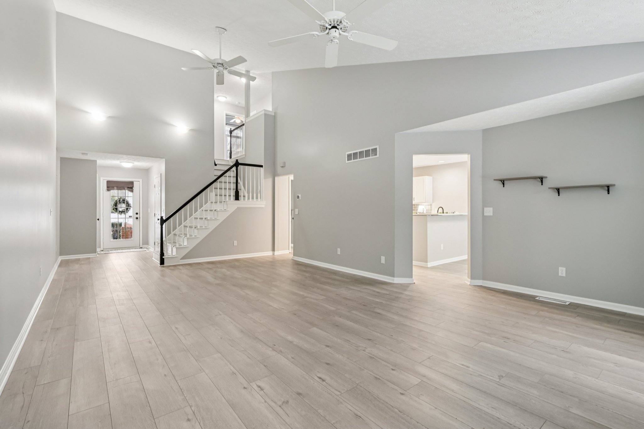 W Reserve Cir-S0701-008.jpg