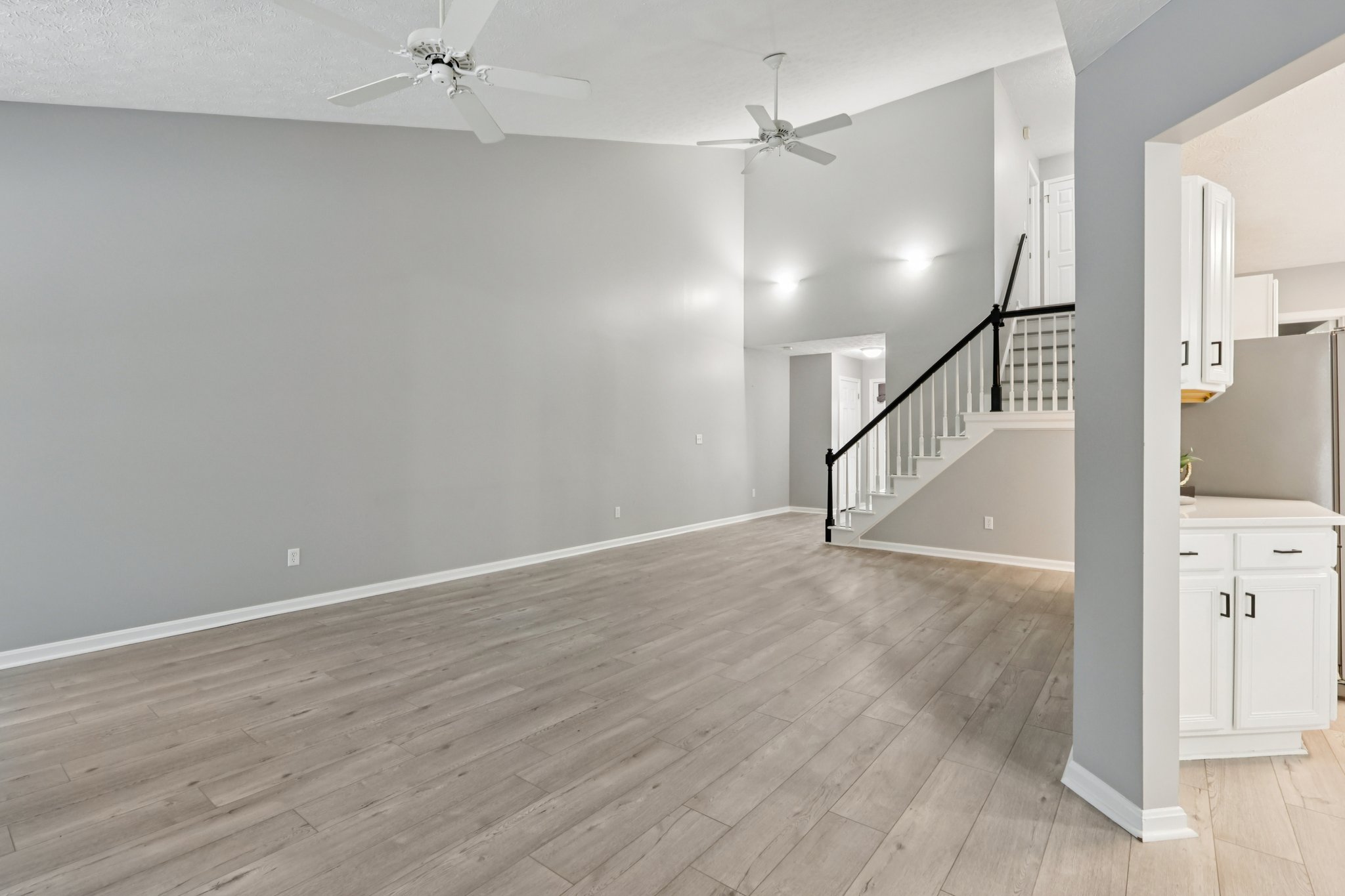 W Reserve Cir-S0701-009.jpg