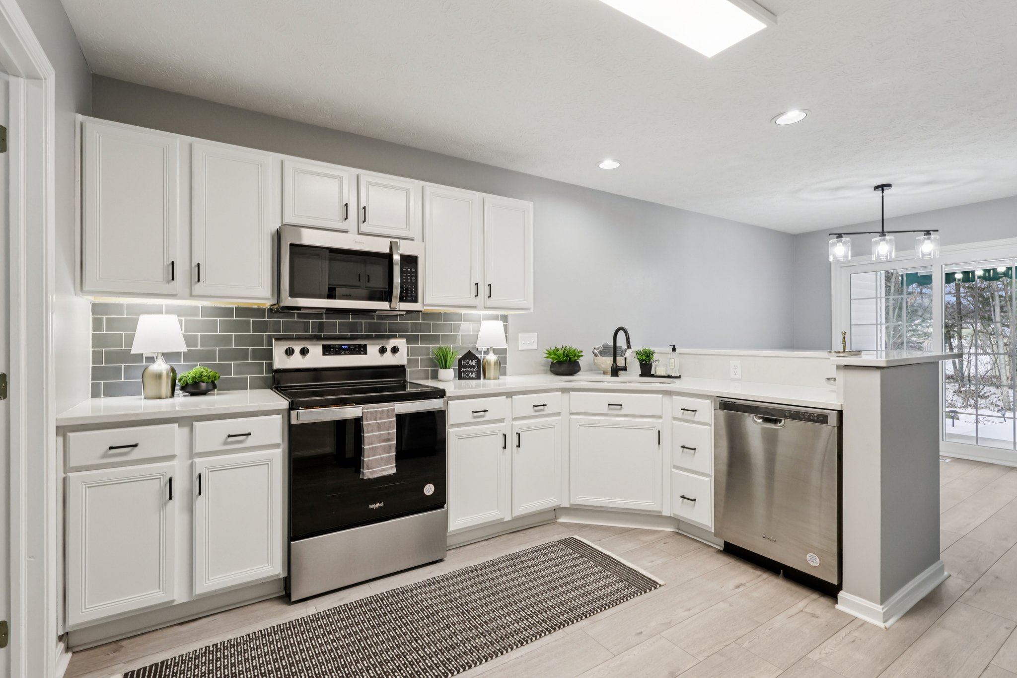 W Reserve Cir-S0701-010.jpg