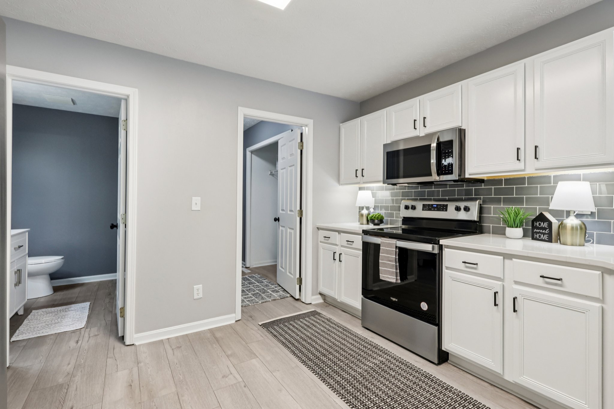 W Reserve Cir-S0701-012.jpg