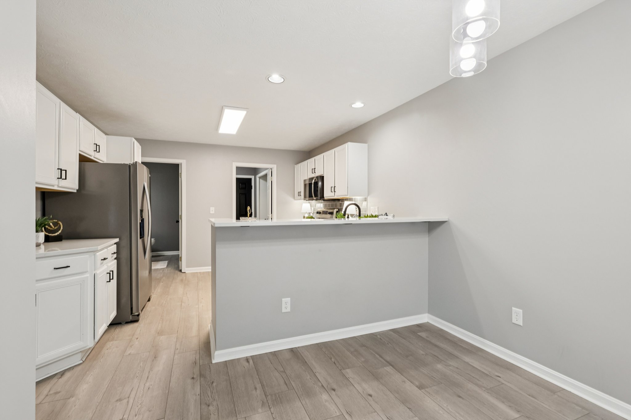 W Reserve Cir-S0701-013.jpg