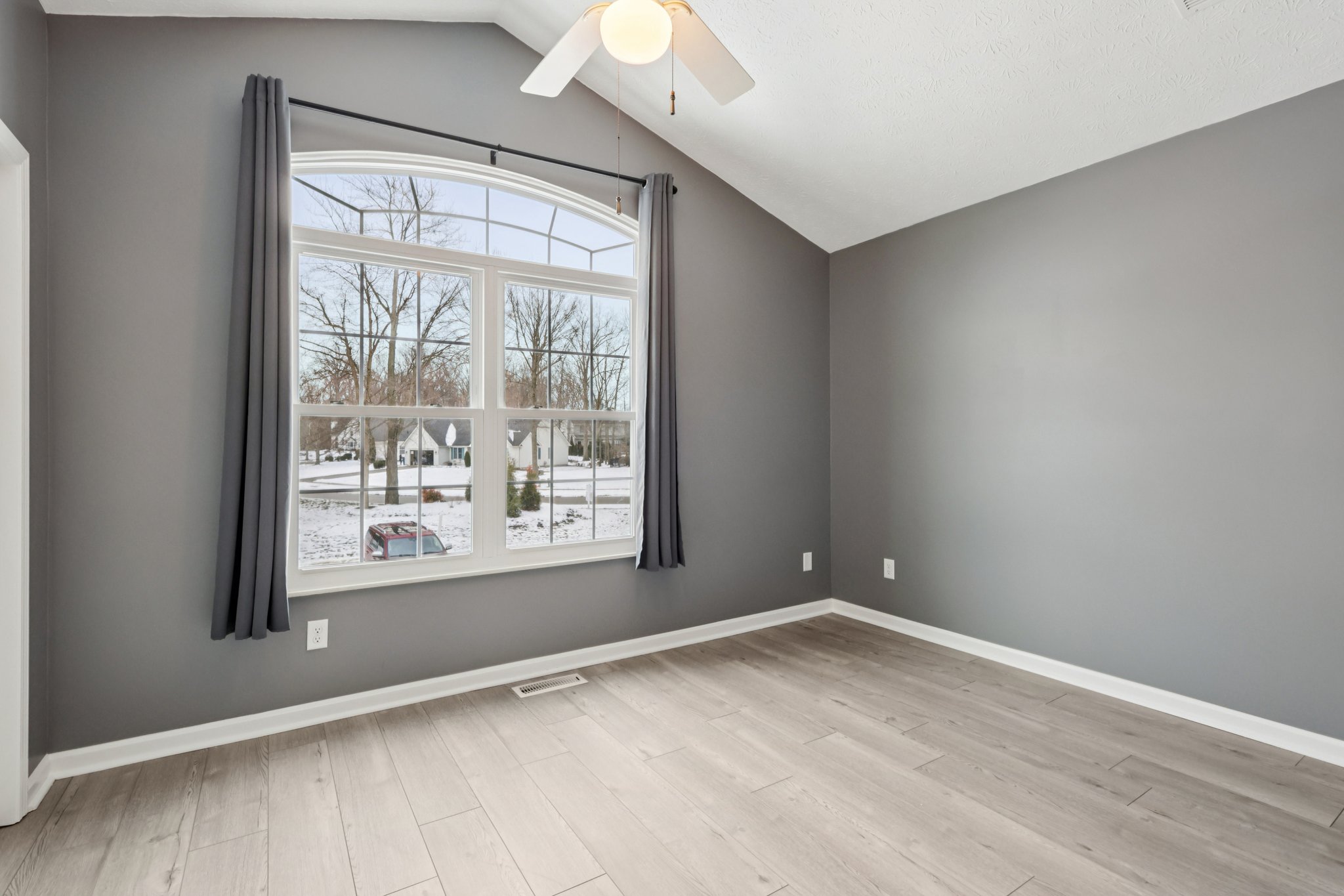 W Reserve Cir-S0701-020.jpg