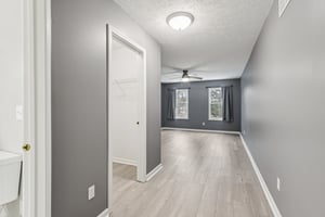 W Reserve Cir-S0701-022.jpg