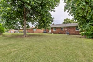 2109 N Warren Ave_029.jpg