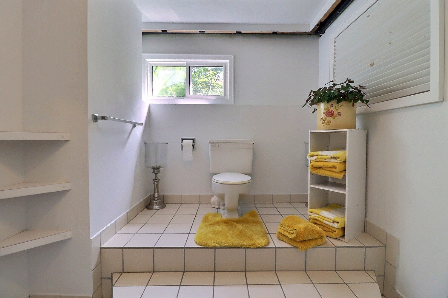  Photo 48