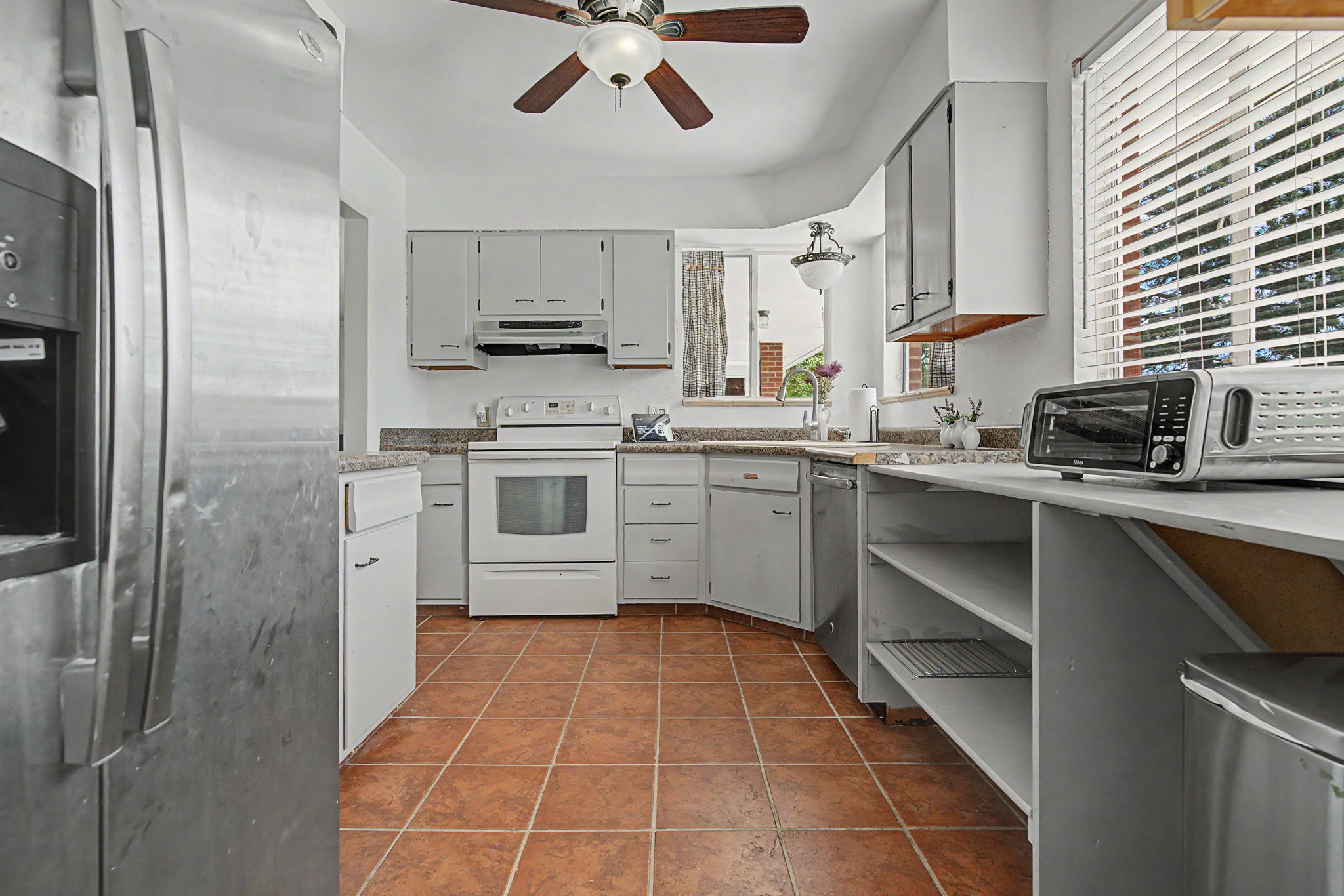  Photo 7