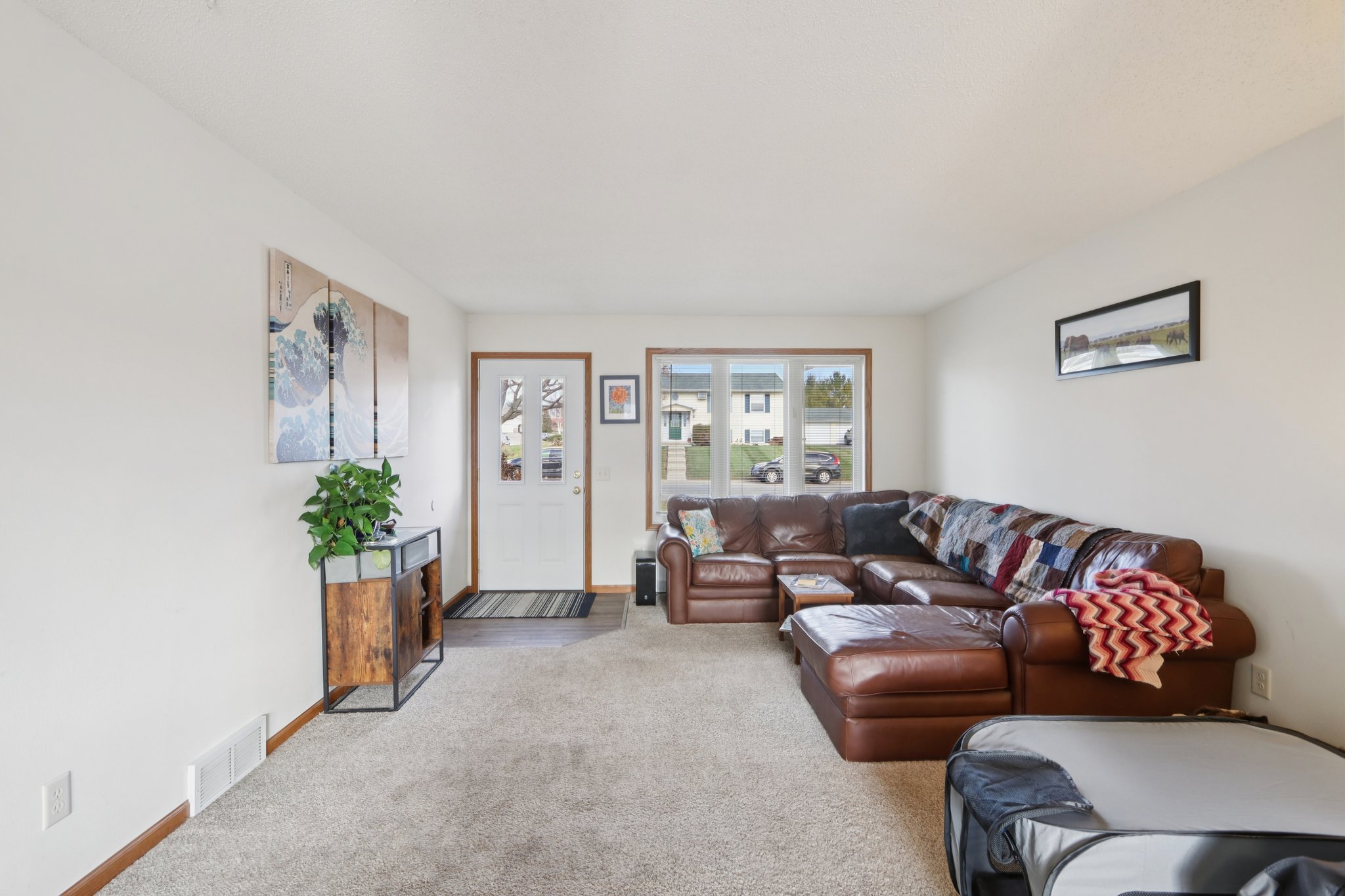 211-213 W Garfield Street-S2211-005.jpg