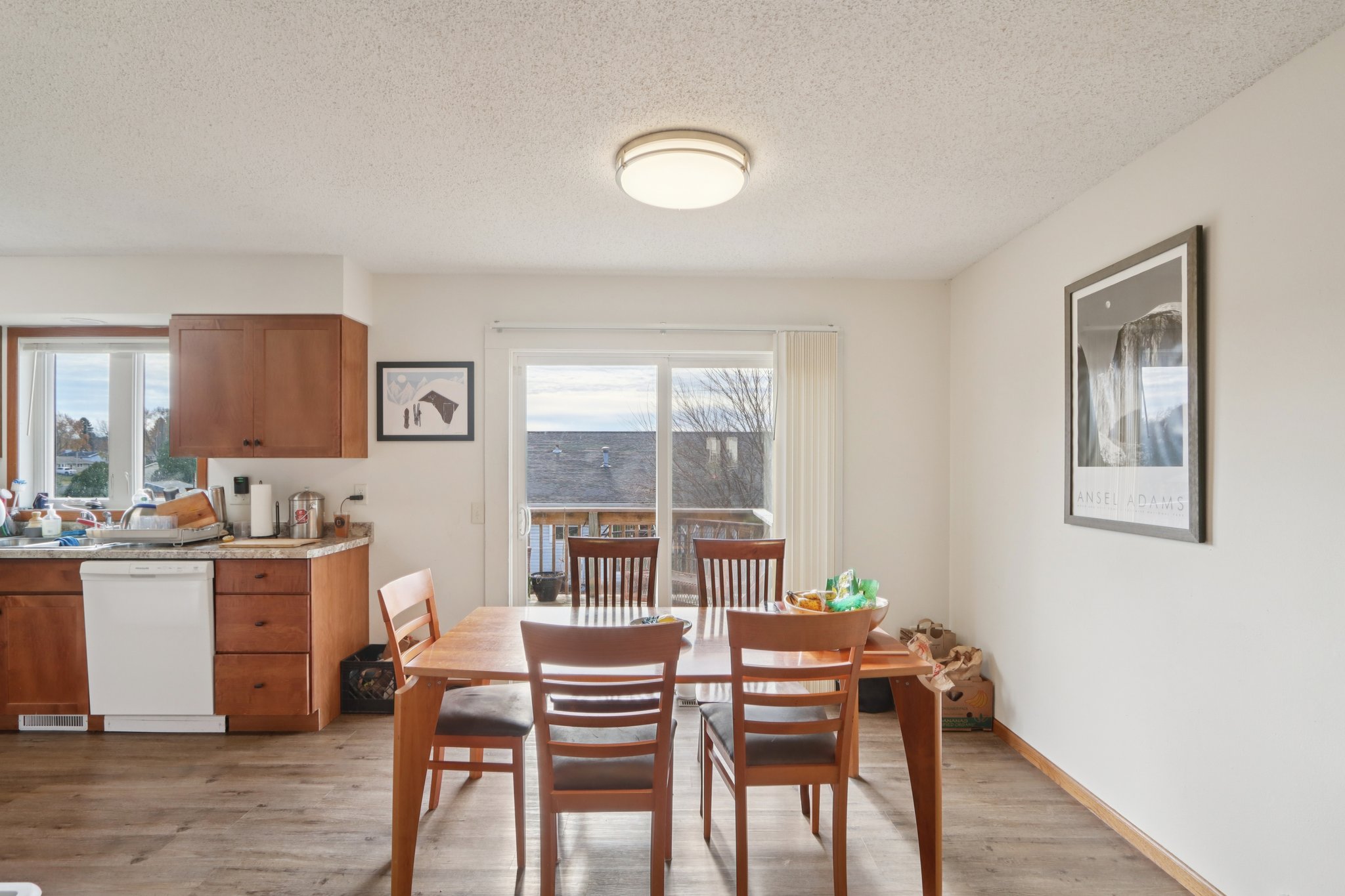 211-213 W Garfield Street-S2211-011.jpg