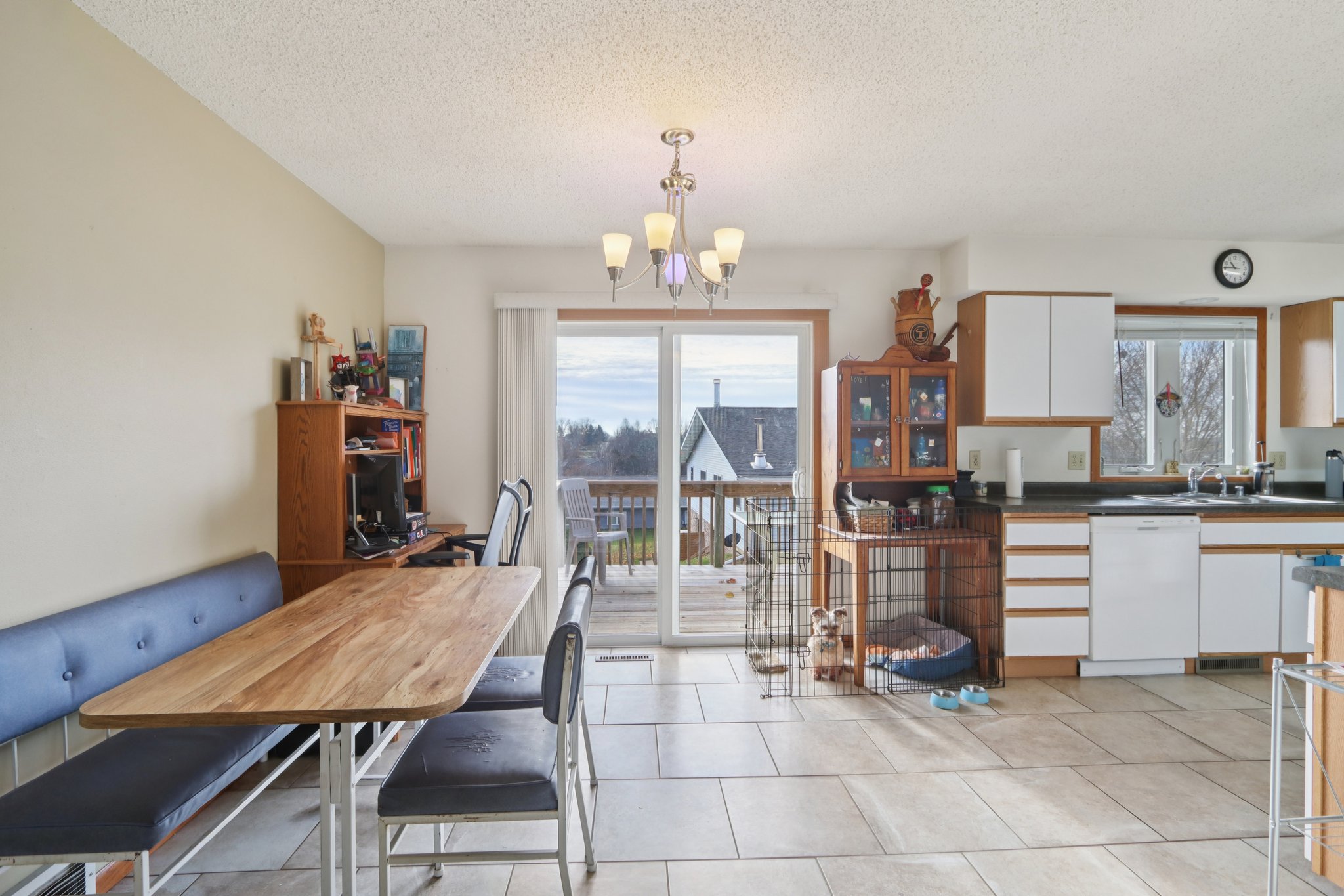 211-213 W Garfield Street-S2211-012.jpg