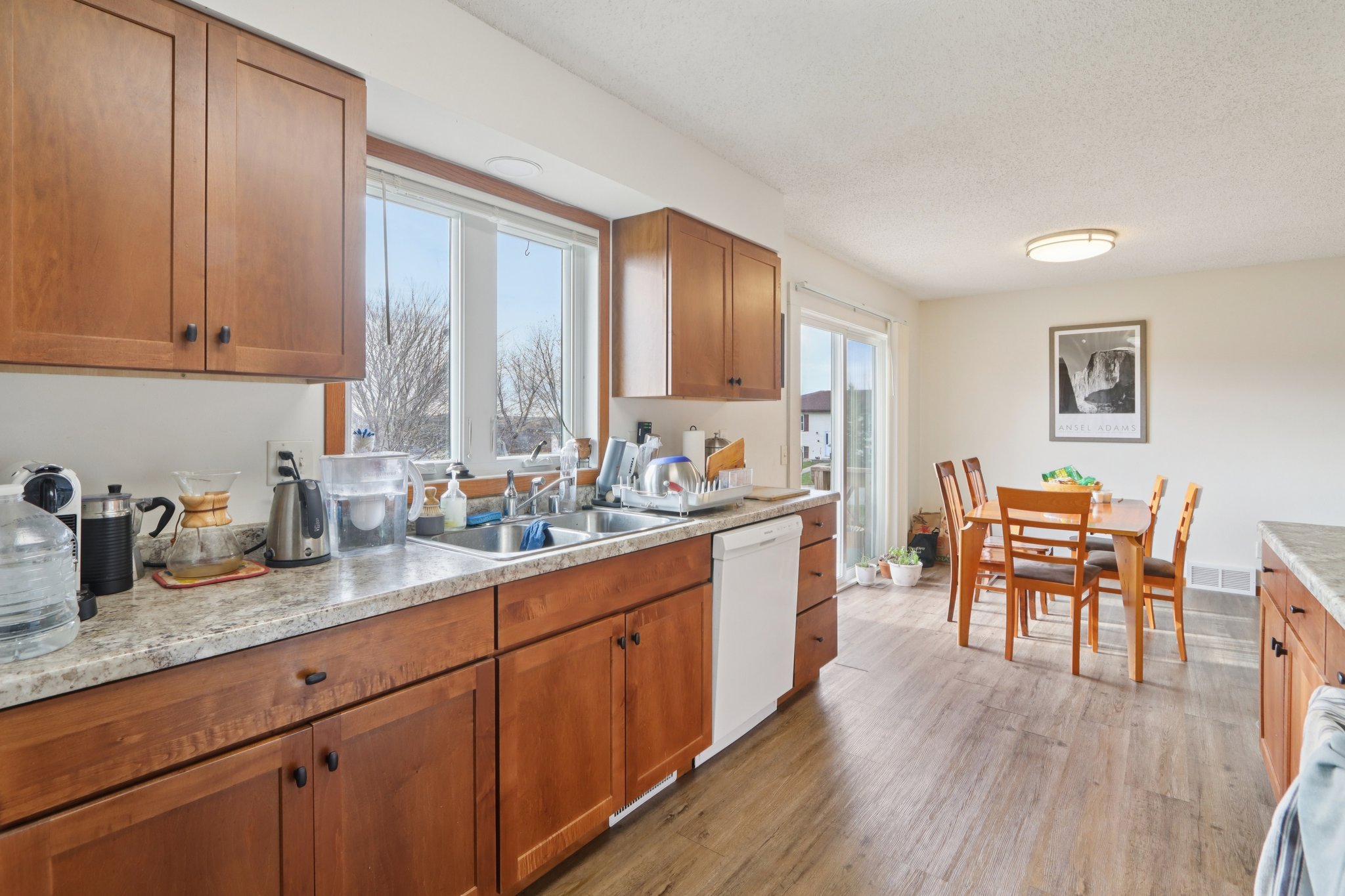 211-213 W Garfield Street-S2211-018.jpg