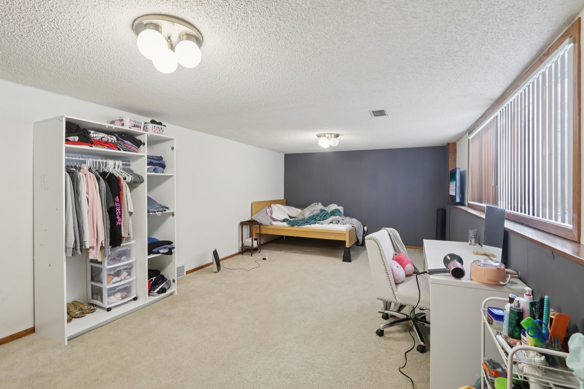 211-213 W Garfield Street-S2211-027.jpg