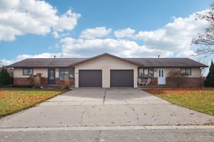 211-213 W Garfield Street-S2211-002.jpg