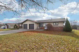 211-213 W Garfield Street-S2211-003.jpg