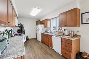 211-213 W Garfield Street-S2211-015.jpg