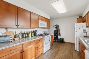 211-213 W Garfield Street-S2211-016.jpg