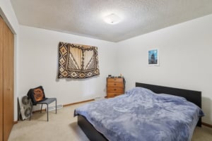 211-213 W Garfield Street-S2211-021.jpg