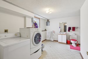 211-213 W Garfield Street-S2211-029.jpg