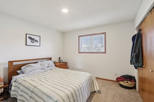 211-213 W Garfield Street-S2211-031.jpg