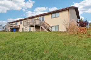 211-213 W Garfield Street-S2211-044.jpg