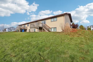 211-213 W Garfield Street-S2211-045.jpg