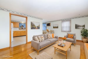 1T5A3067-Edit virtually staged.jpeg