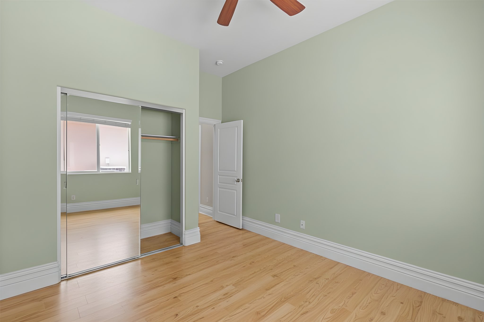 902A0443 furniture removed.jpeg