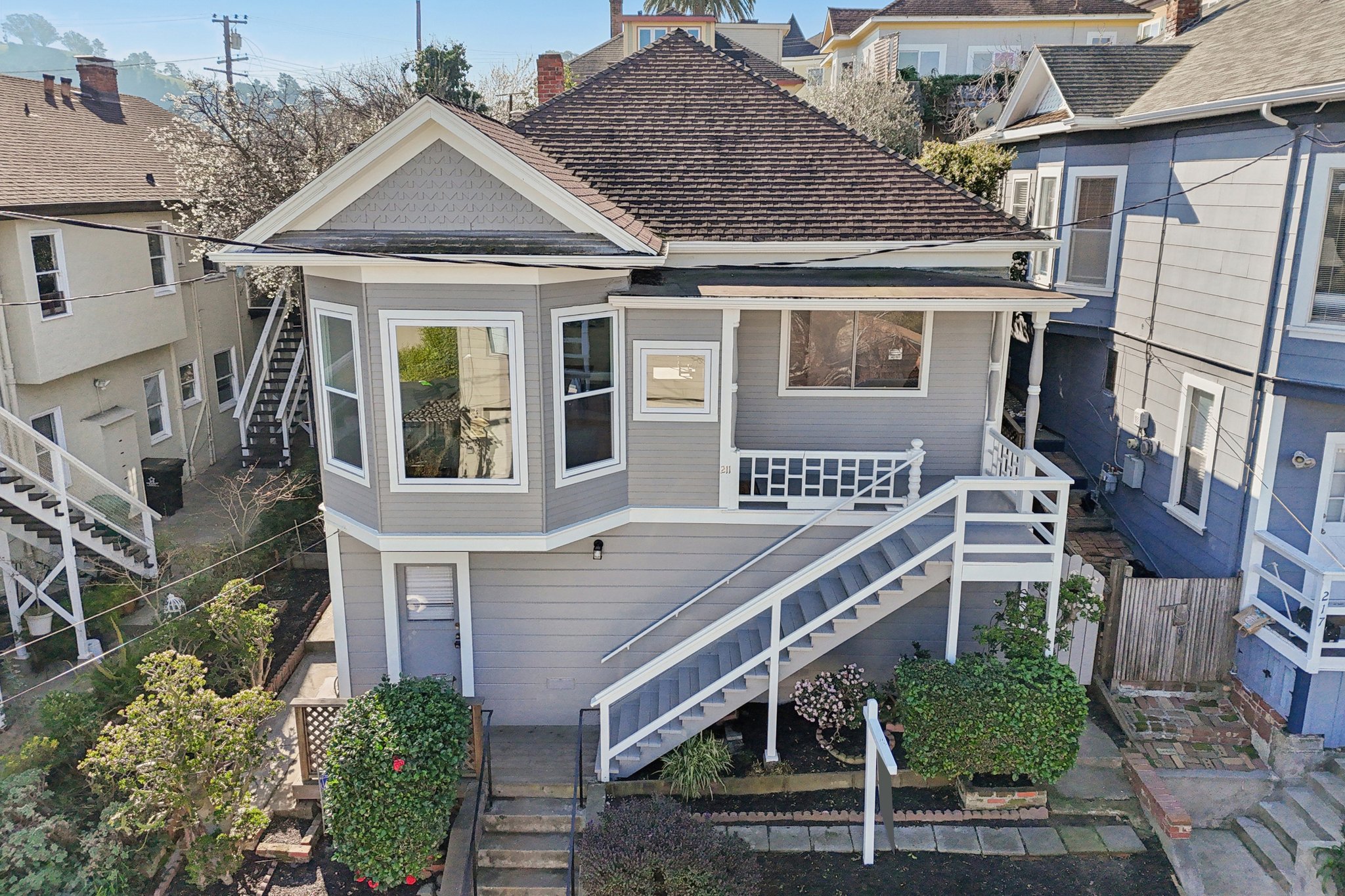 Delfino Ave-S0402-033.jpg