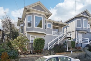 Delfino Ave-S0402-002.jpg