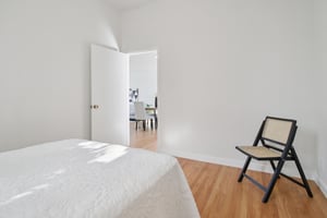 Delfino Ave-S0402-021.jpg