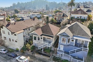 Delfino Ave-S0402-036.jpg