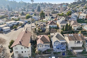 Delfino Ave-S0402-043.jpg