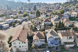 Delfino Ave-S0402-044.jpg